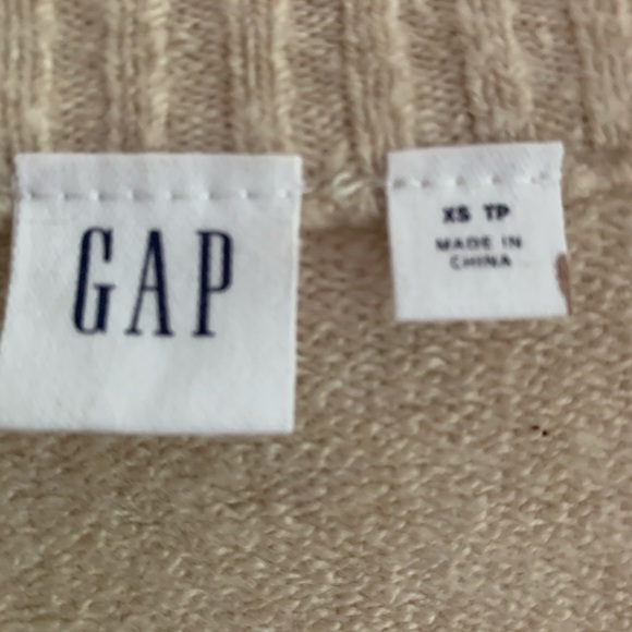Gap oversized tan coloured boyfriend sweater - Picture 3 of 6